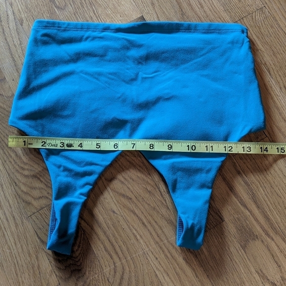 Small Teal Wrap Back Sport Tank Top Bra w/ Cup Inserts - Picture 3 of 5